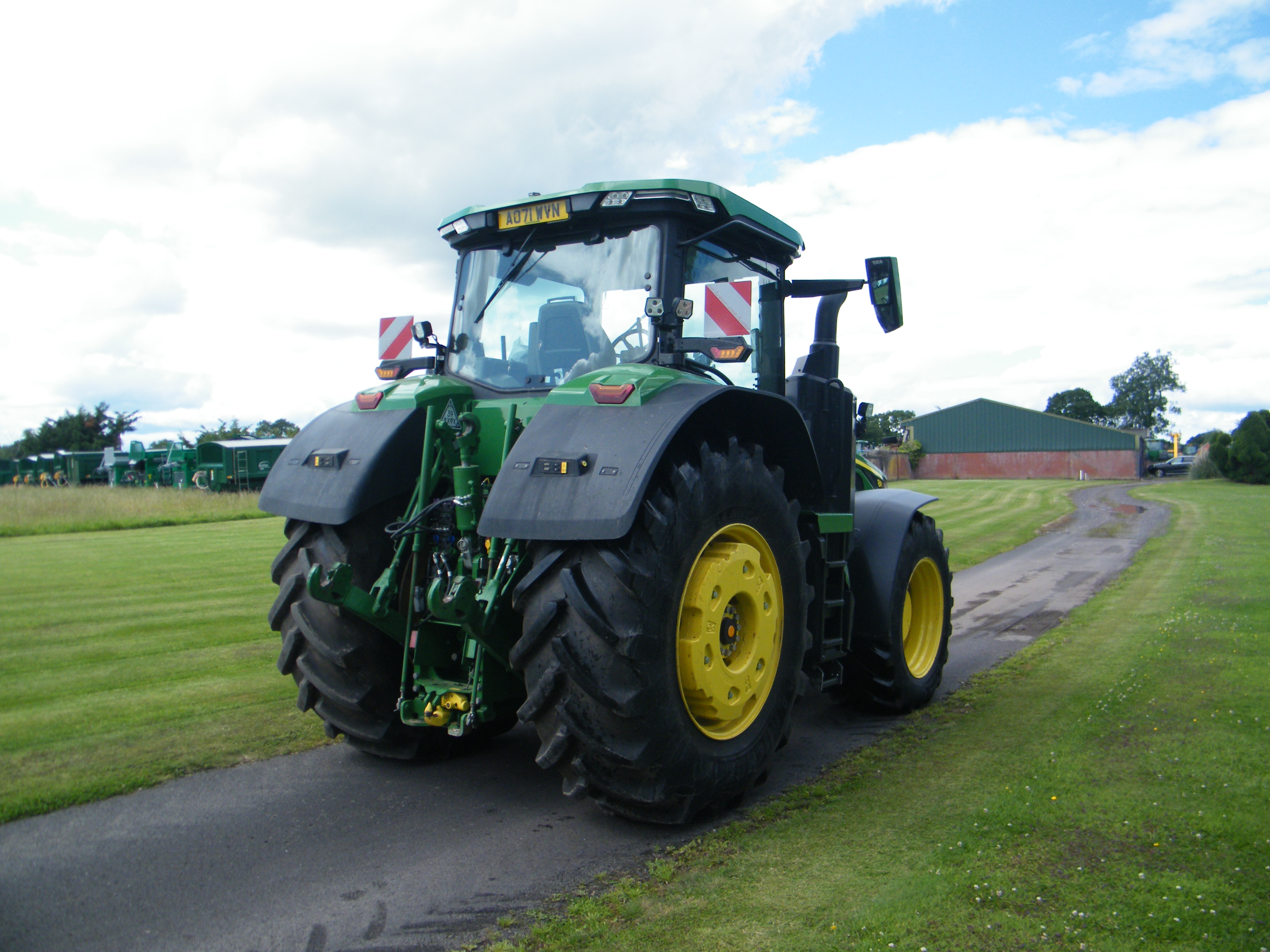 JOHN DEERE 8R 370